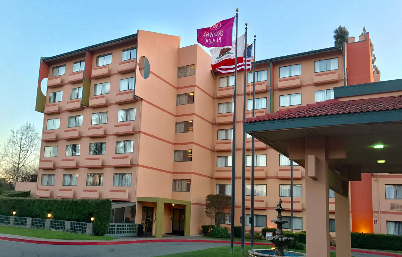 Crowne Plaza Silicon Valley North - Union City By Ihg Buitenkant foto